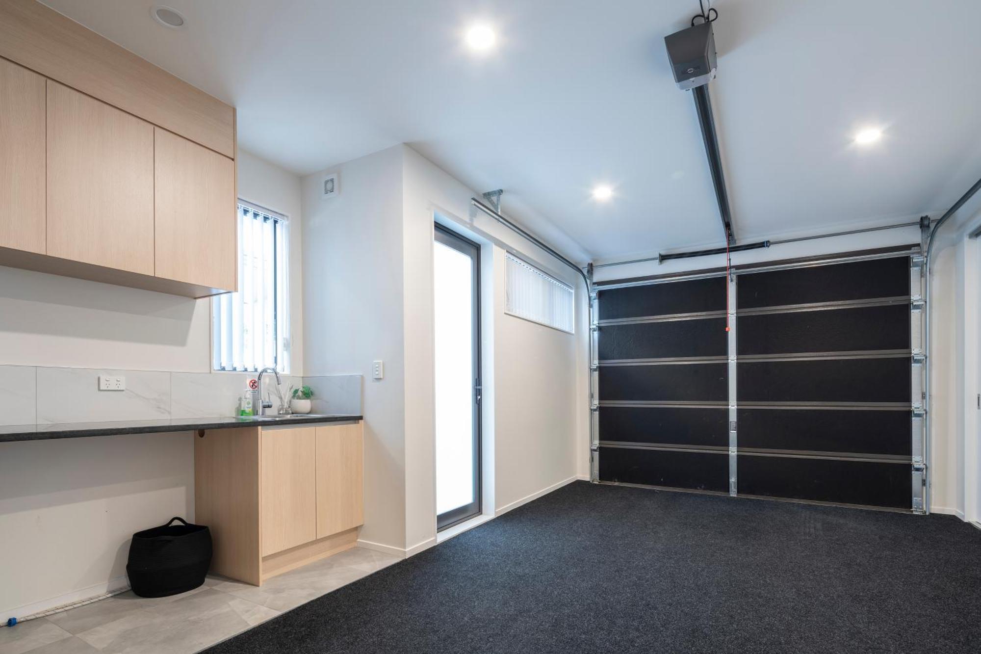 Modern Immaculate Residence In Mount Wellington 오클랜드 외부 사진
