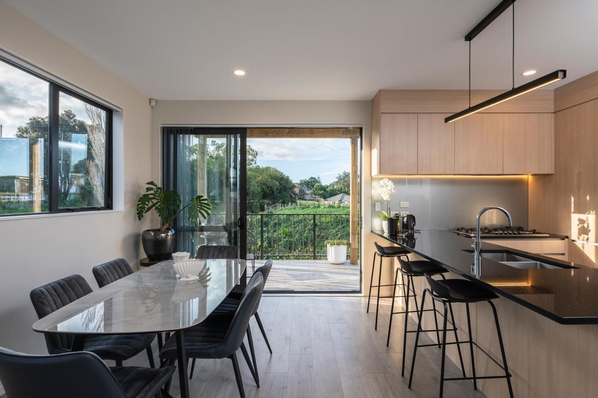 Modern Immaculate Residence In Mount Wellington 오클랜드 외부 사진