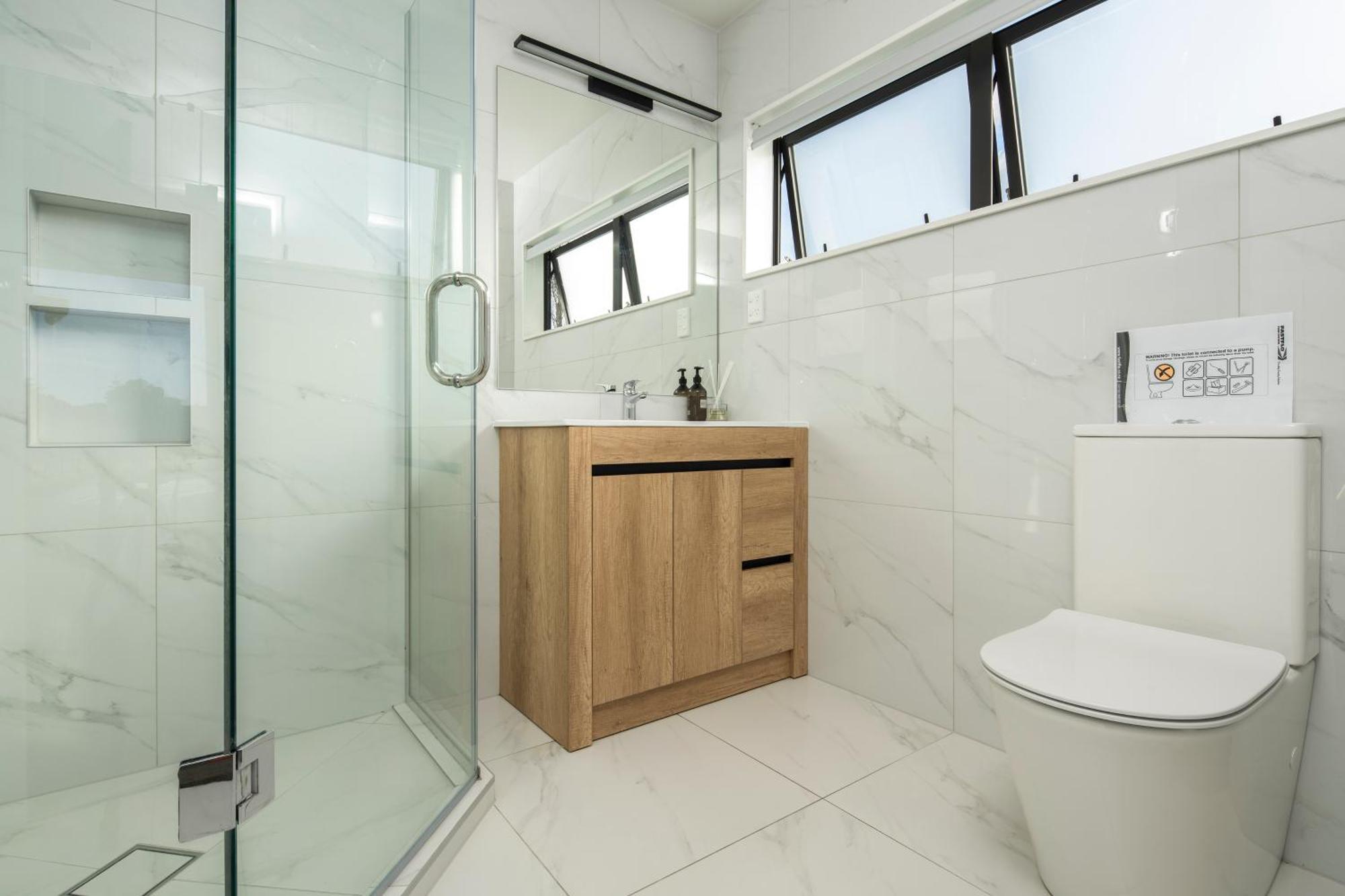 Modern Immaculate Residence In Mount Wellington 오클랜드 외부 사진